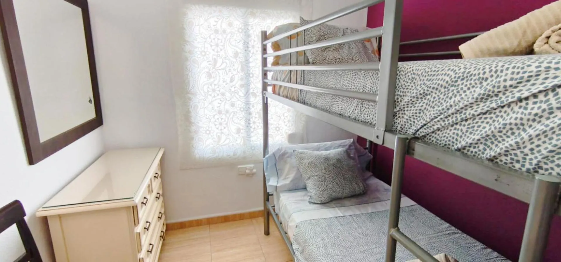Apartamento Fuengirola en segunda línea de playa España